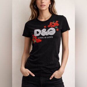 Dolce & Gabbana D&G Black Floral Logo Tee – Romantic Designer Streetwear Top